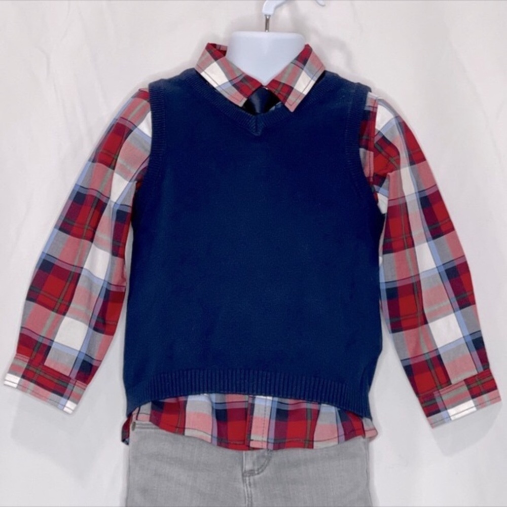 CHECKED SHIRT WITH TIE AND VEST
